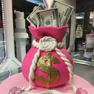 Meet your Posher, Nakima